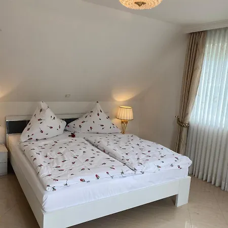 Bluetentraum In Auf Ruegen * Binz